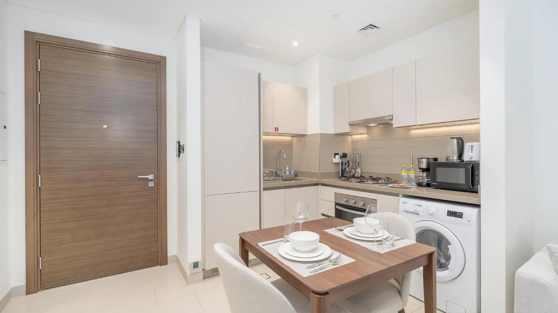 Apartment Incredible 1 Bedroom That Sleeps 2 In Sobha Creek Vistas Dubai